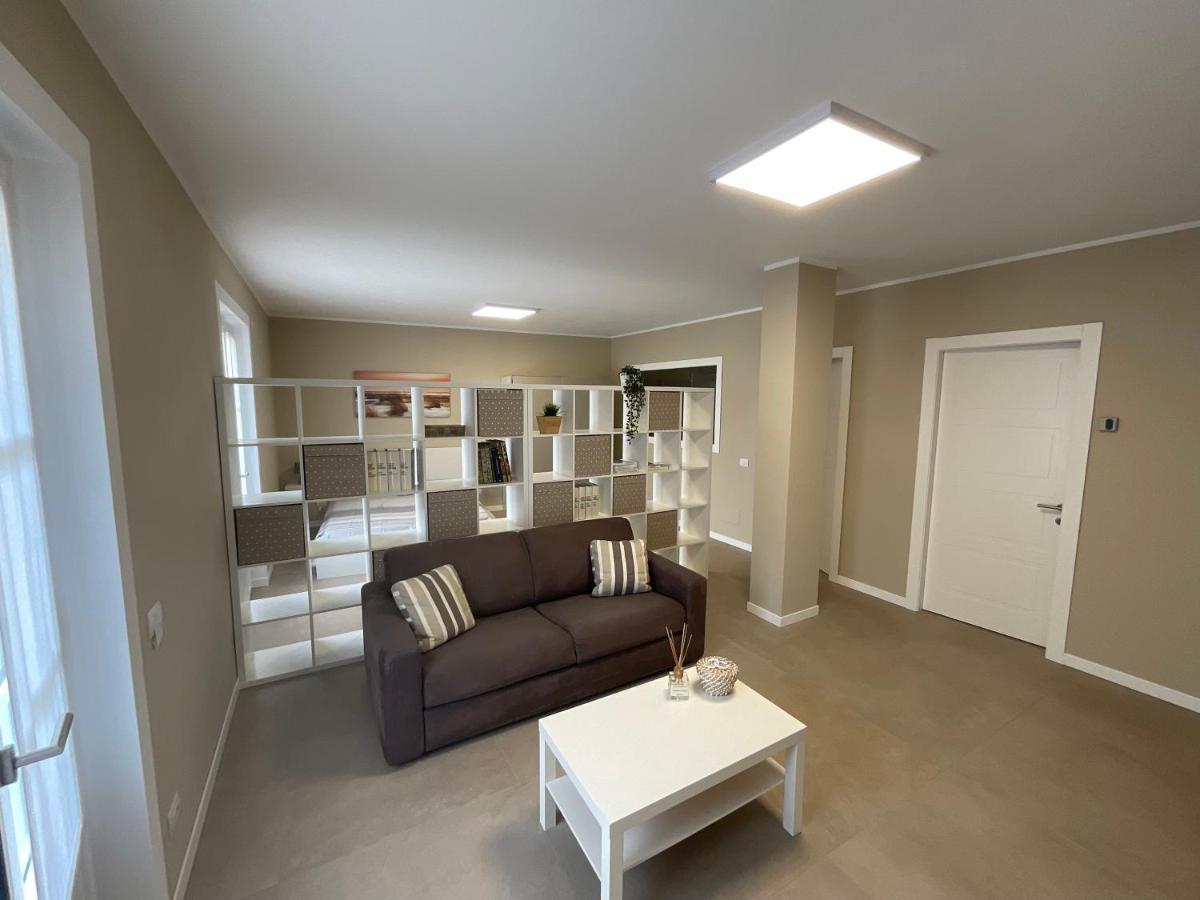 Casa Il Cedro Apartment Verbania Ngoại thất bức ảnh